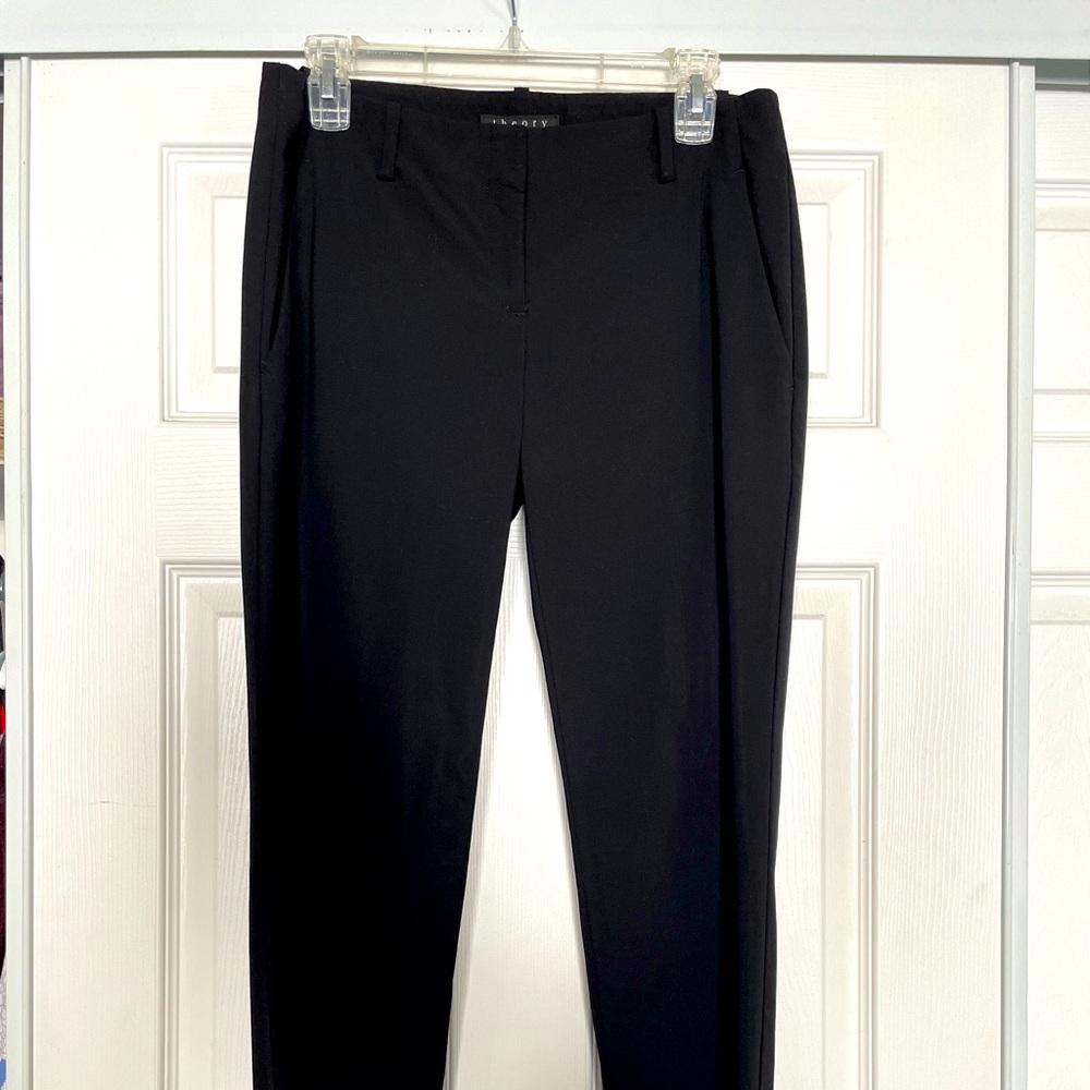 Theory pants size 6.